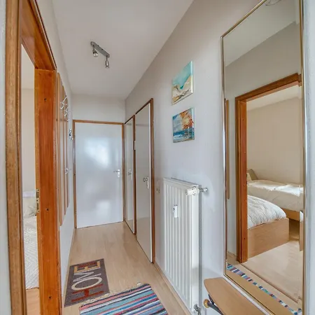 7vz165 Vier Jahreszeiten, 23775 Apartment